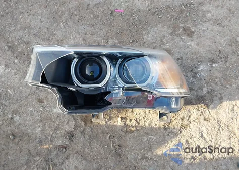 2017 BMW X3 Sdrive28I из США, поврежденный, VIN 5UXWZ7C36H0V86485